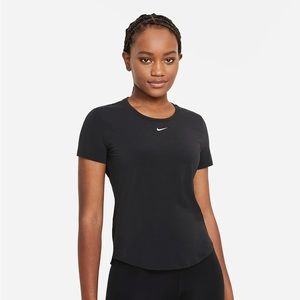 NIKE Black Dri Fit Running T Shirt Short Sleeve Top ✨ 50% OFF BUNDLES ✨